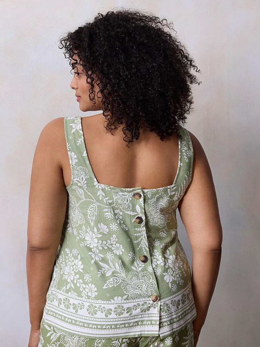NEW…LC Lauren Conrad Floral Square-Neck Button Back Top - Picture 2 of 4